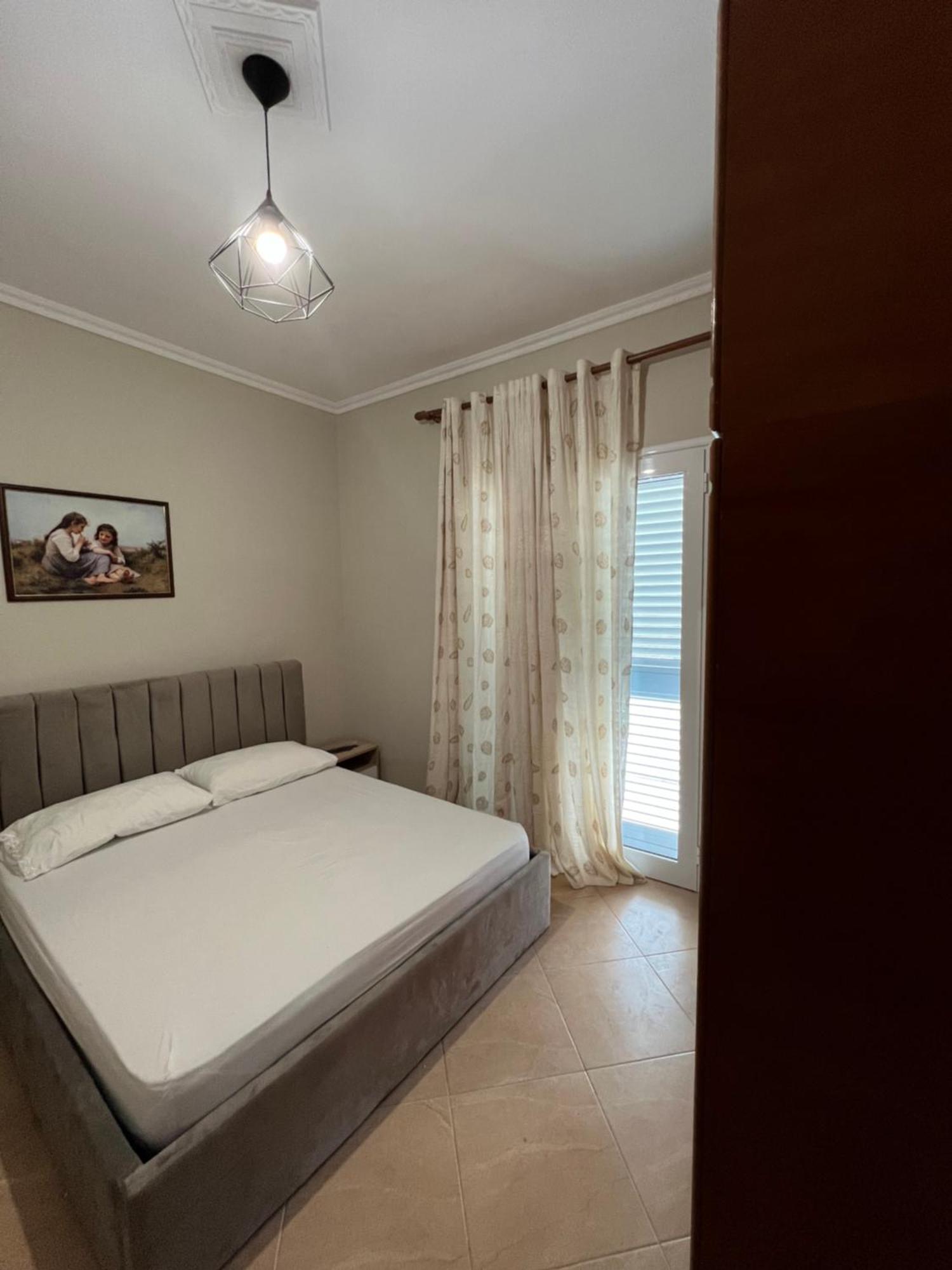 Vlorë Trip-Stop Apartments מראה חיצוני תמונה